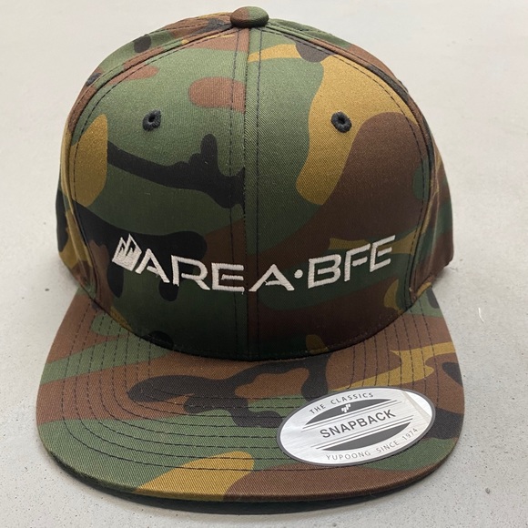 Area BFE full camouflage flatbill snapback - Picture 2 of 9